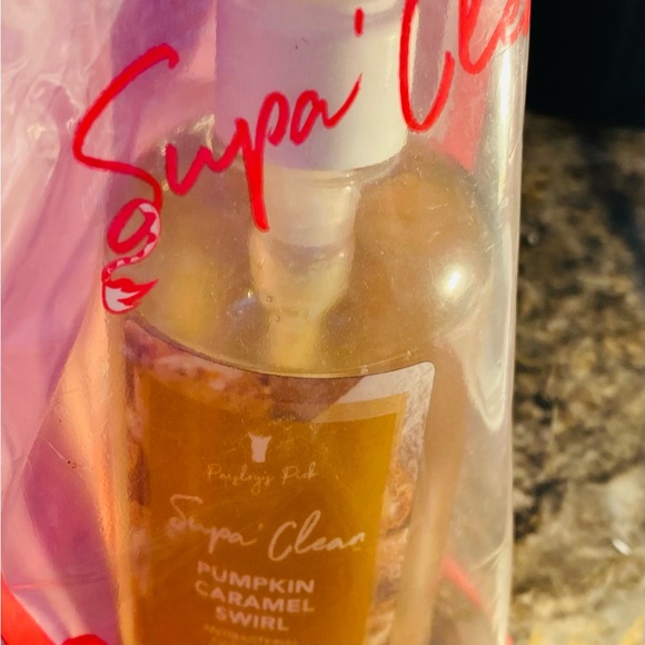 Pink Zebra handsoap - Picture 6 of 8